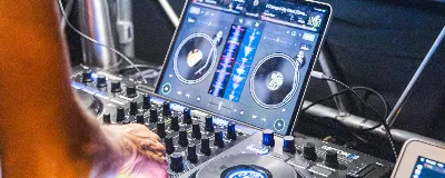 dj-set